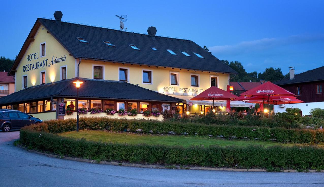 Hotel Admiral Lipno nad Vltavou Exterior foto