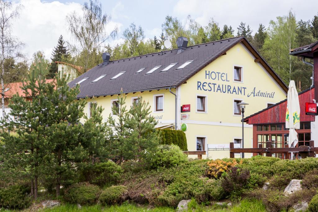 Hotel Admiral Lipno nad Vltavou Exterior foto